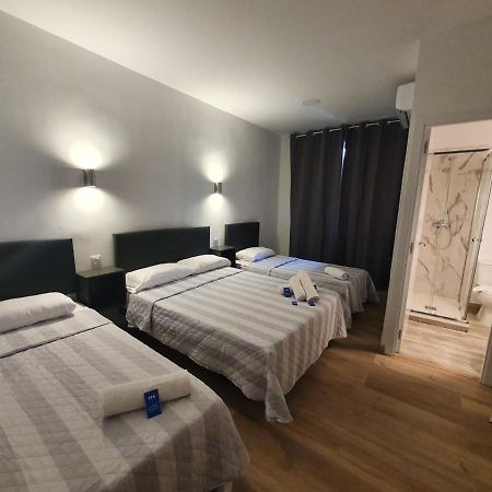 Hostal Vara Madrid Eksteriør bilde