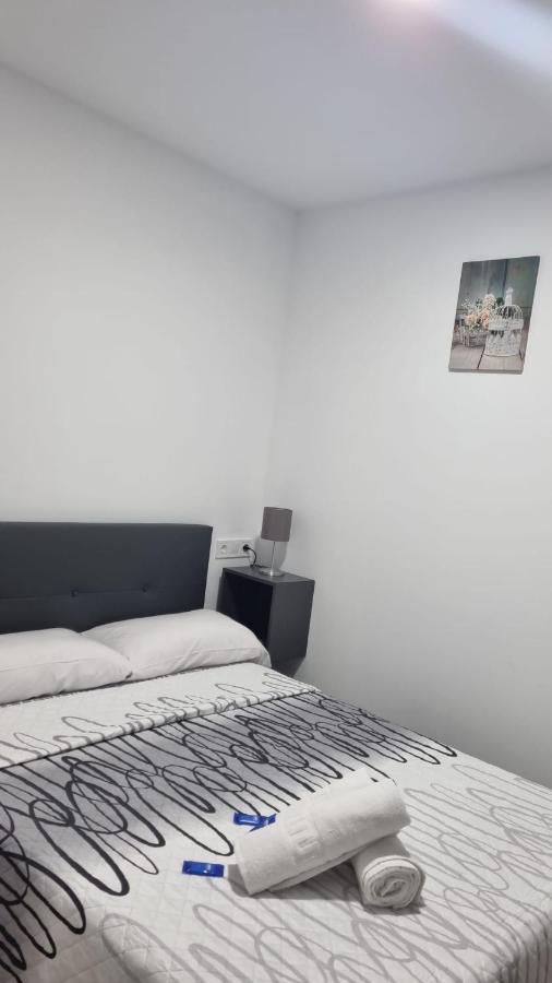 Hostal Vara Madrid Eksteriør bilde