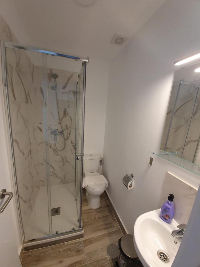 Hostal Vara Madrid Eksteriør bilde